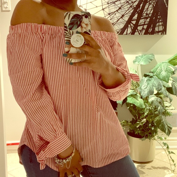 Tops - 🌸2/$20🌸 Off the shoulder striped cotton blouse